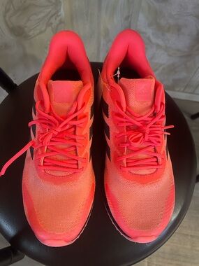 Adidas 4D Run 1.0 men’s 7 women’s 8 1/2 new